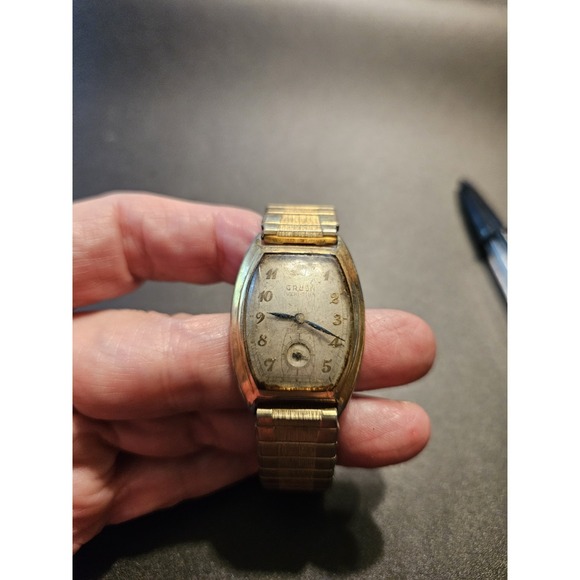 Gruen Accessories - Vintage GRUEN VERI-THIN Flex Band Gold Filled Watch (599)